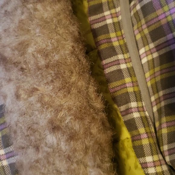 Liquid Boardwear 2500 snowboard jacket, removable hood - Picture 7 of 17